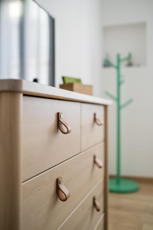 Canonica Suites Bologna Bagian luar foto